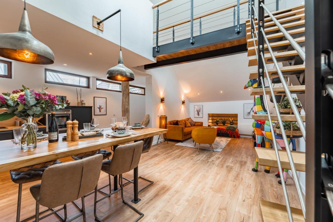 Appartement Loft Cosy Et Atypique à Sévrier Extérieur photo